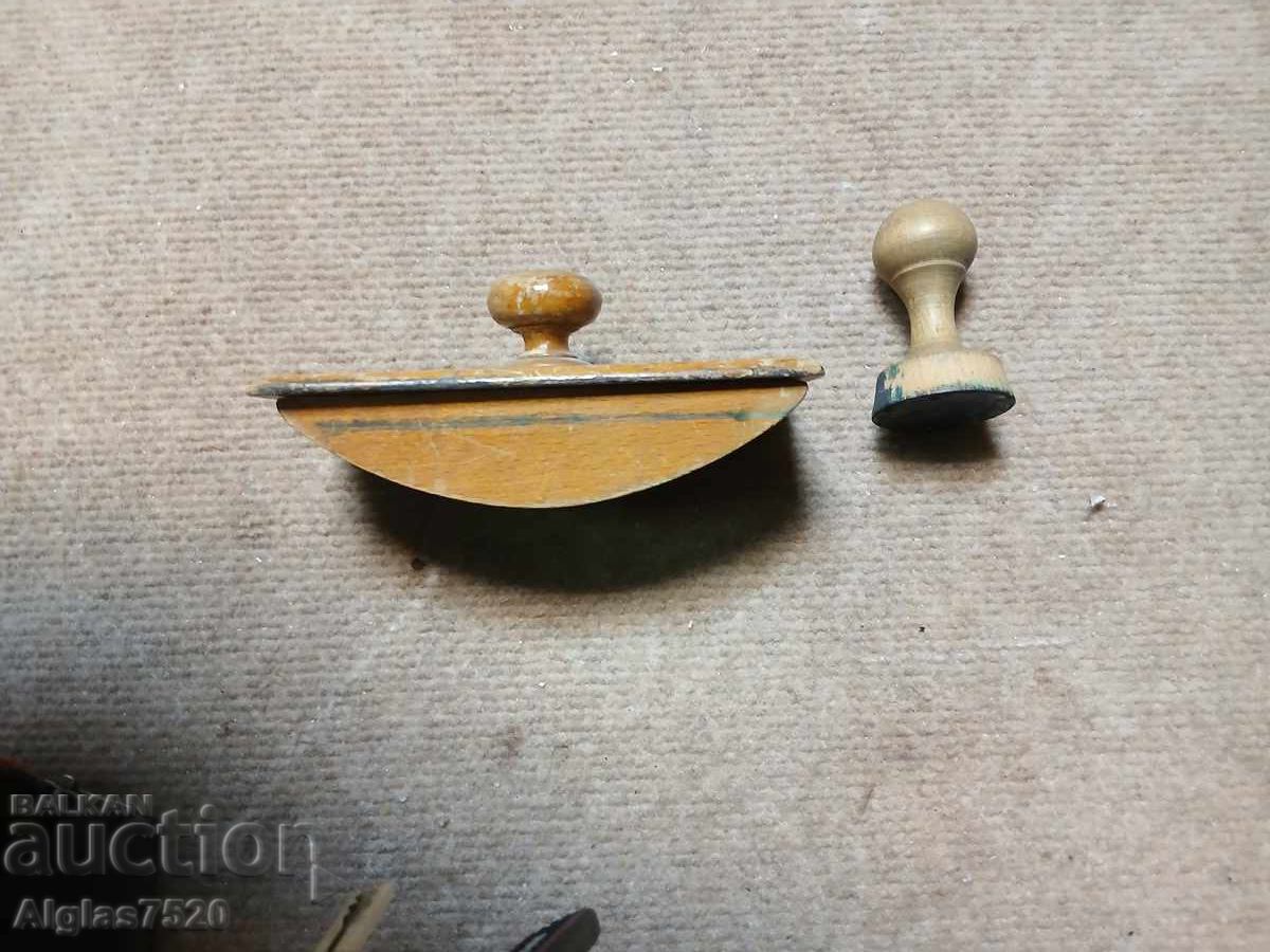 2 buc. Ștampile vechi de lemn 2 buc. Ștampile vechi de lemn