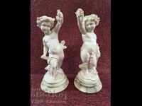 Două statuete de alabastru de Giuseppe Bessi
