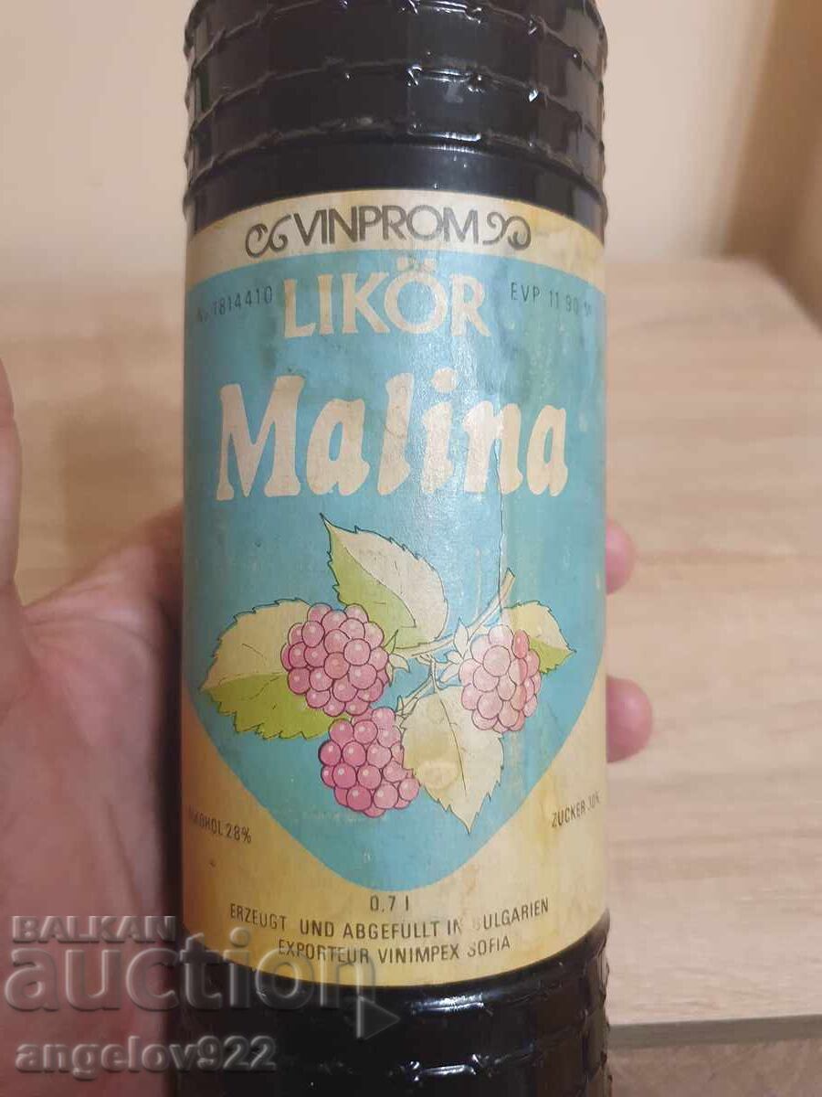 Lichior Zmeură 0.700 l - 6 Lichior Zmeură 0.700 l - 6
