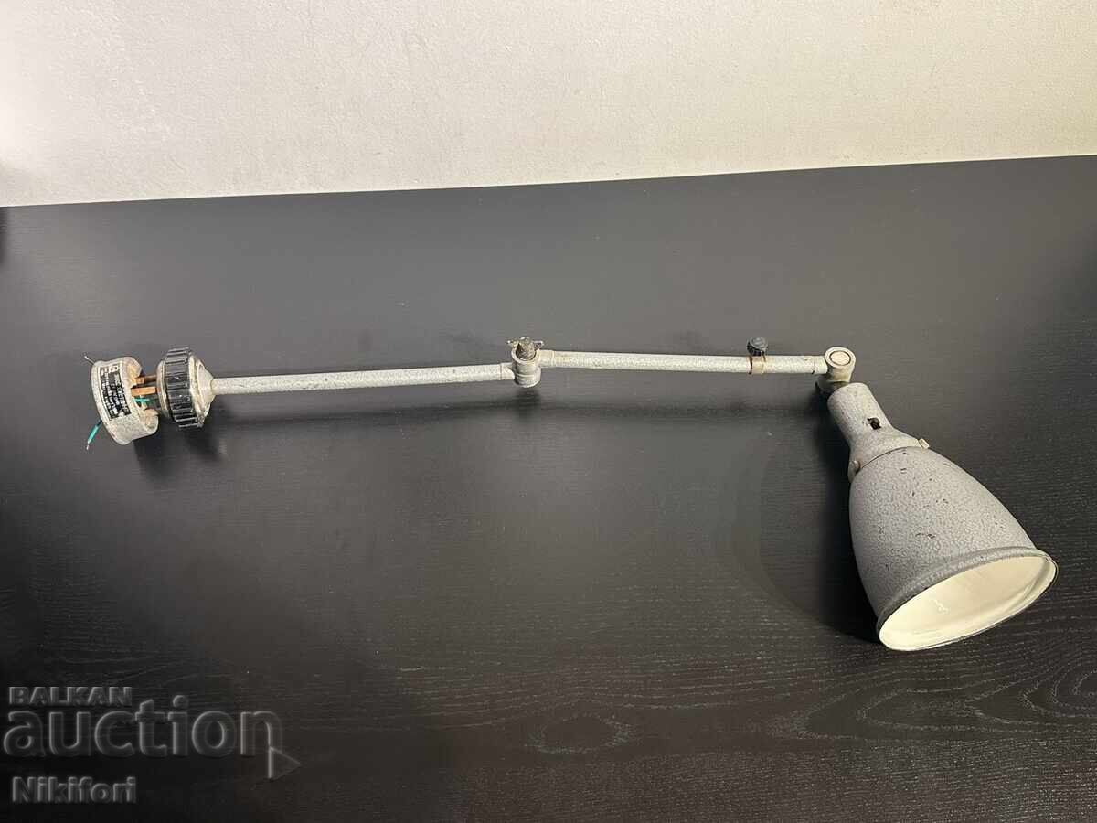 Auction  Social Industrial Foldable Vintage Lamp