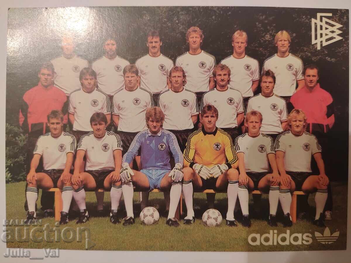 Football - Autographs from the German national team (on the back) Football - Autographs from the German national team (on the back)