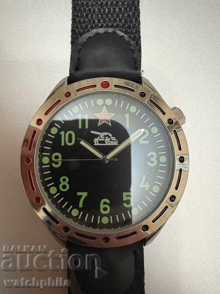 Delivery of Russian Tank men's watch. UNC excellent condition Delivery of Russian Tank men's watch. UNC excellent condition