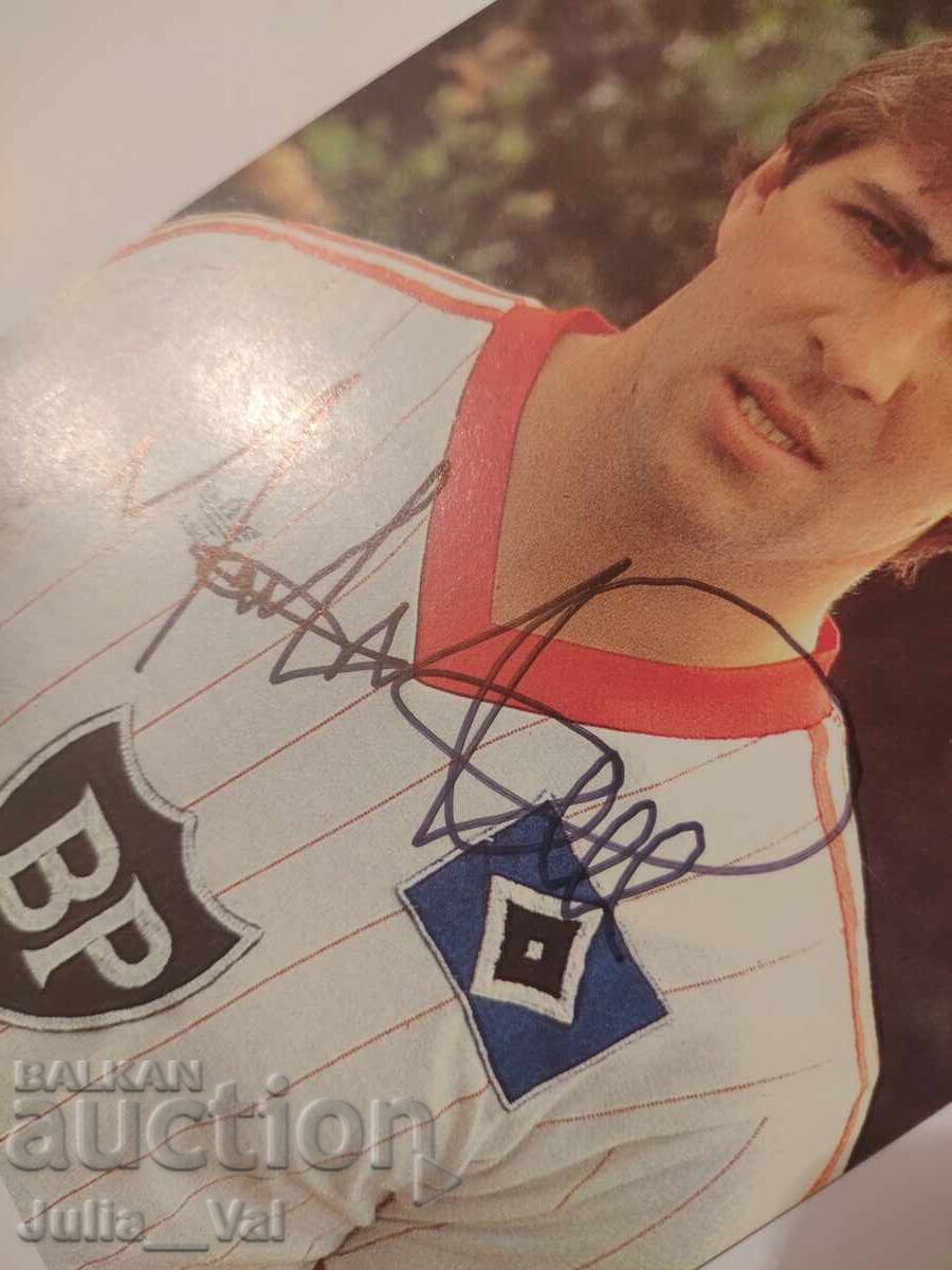 Football - Autograph of Mark McGee - Hamburger with price 1.63 BGN | € 0.83 Football - Autograph of Mark McGee - Hamburger with price 1.63 BGN | € 0.83