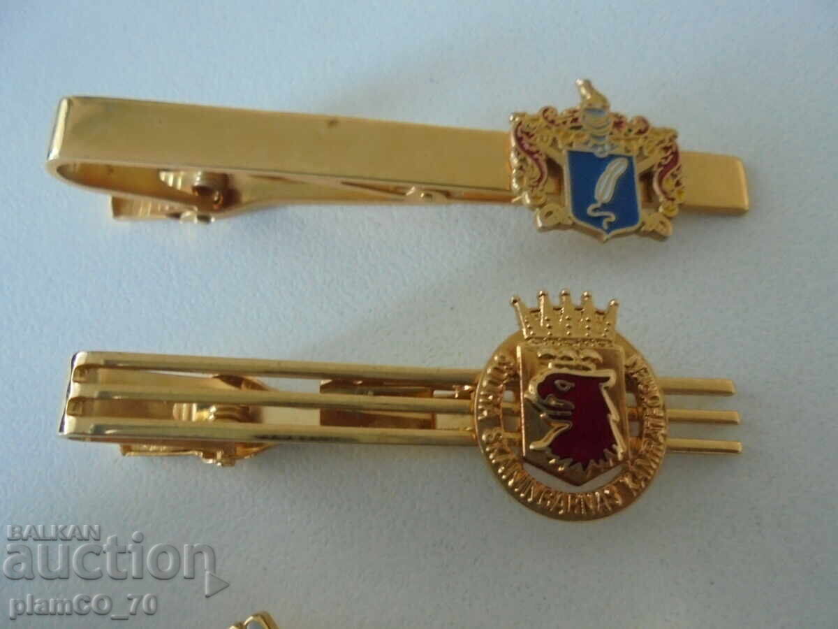 №*8377 Παλιά χρυσά κλιπ γραβάτας με τιμή 9.90 €