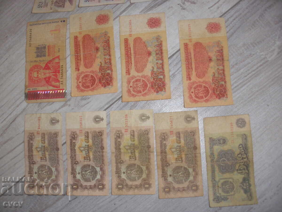 Τραπεζογραμμάτια Λοτ - 200 λέβα 1992 και άλλα - Β.Ζ.Τ με τιμή 8.58 BGN | € 4.39 Τραπεζογραμμάτια Λοτ - 200 λέβα 1992 και άλλα - Β.Ζ.Τ με τιμή 8.58 BGN | € 4.39