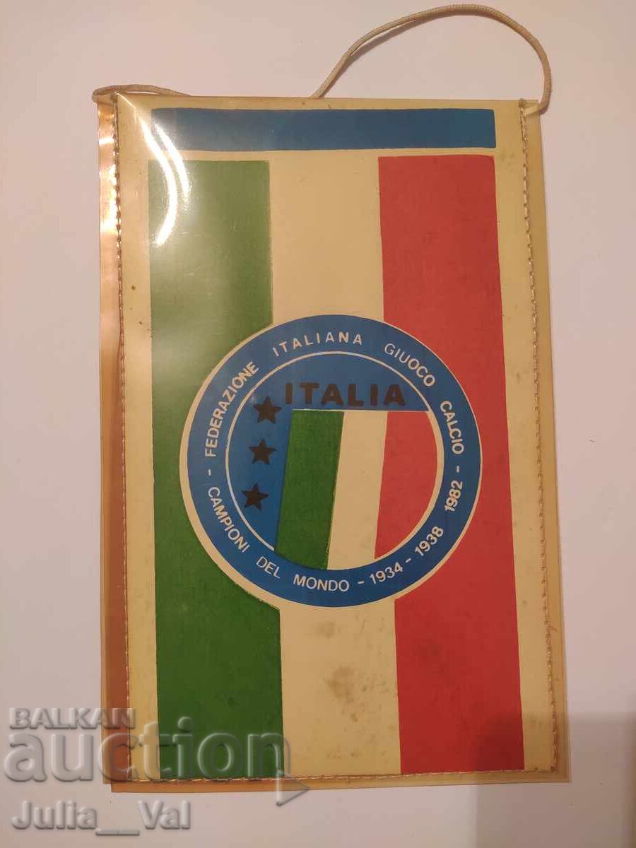 Футбол - Италия 1990 г. нац.отбор - старо флагче + стикер Футбол - Италия 1990 г. нац.отбор - старо флагче + стикер