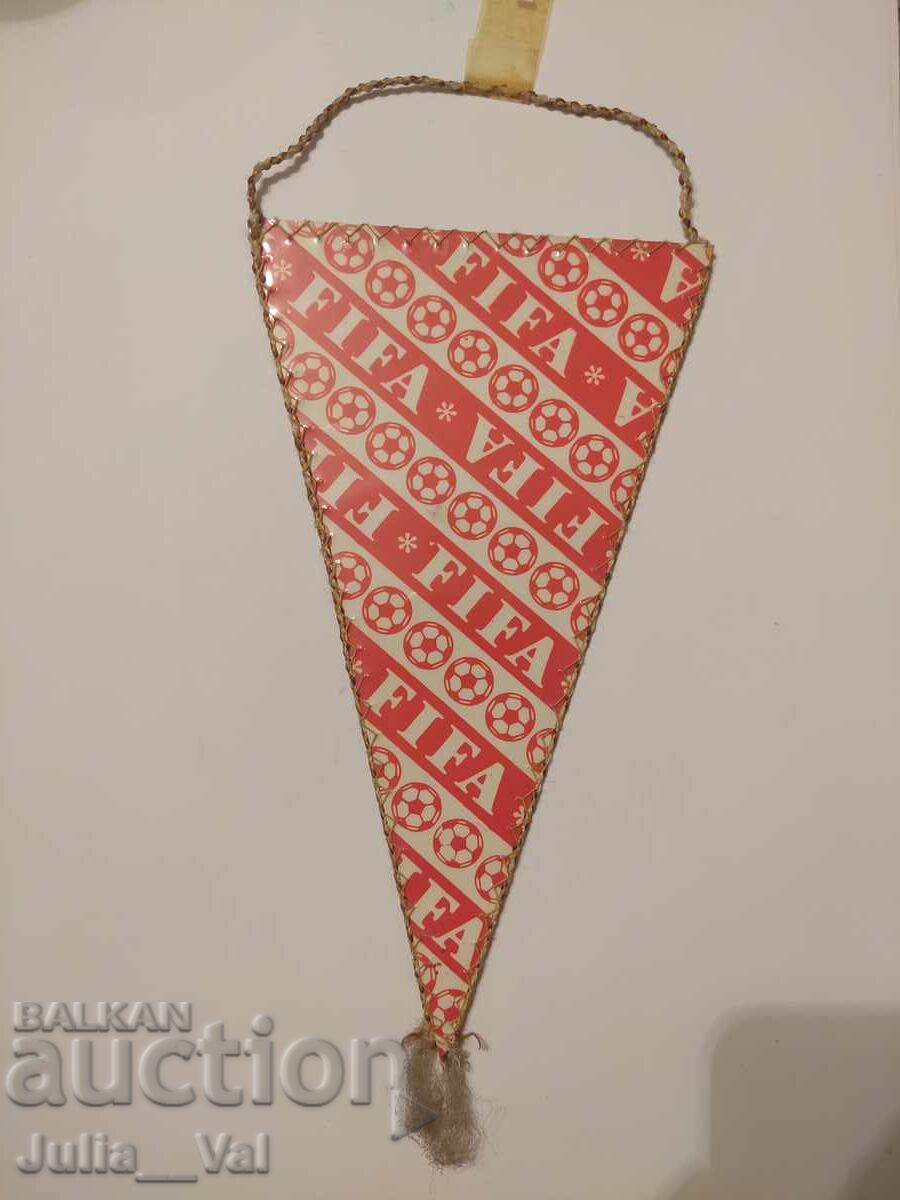 Футбол - Ювентус - Италия - старо флагче с цена 11.30 лв. | € 5.78 Футбол - Ювентус - Италия - старо флагче с цена 11.30 лв. | € 5.78