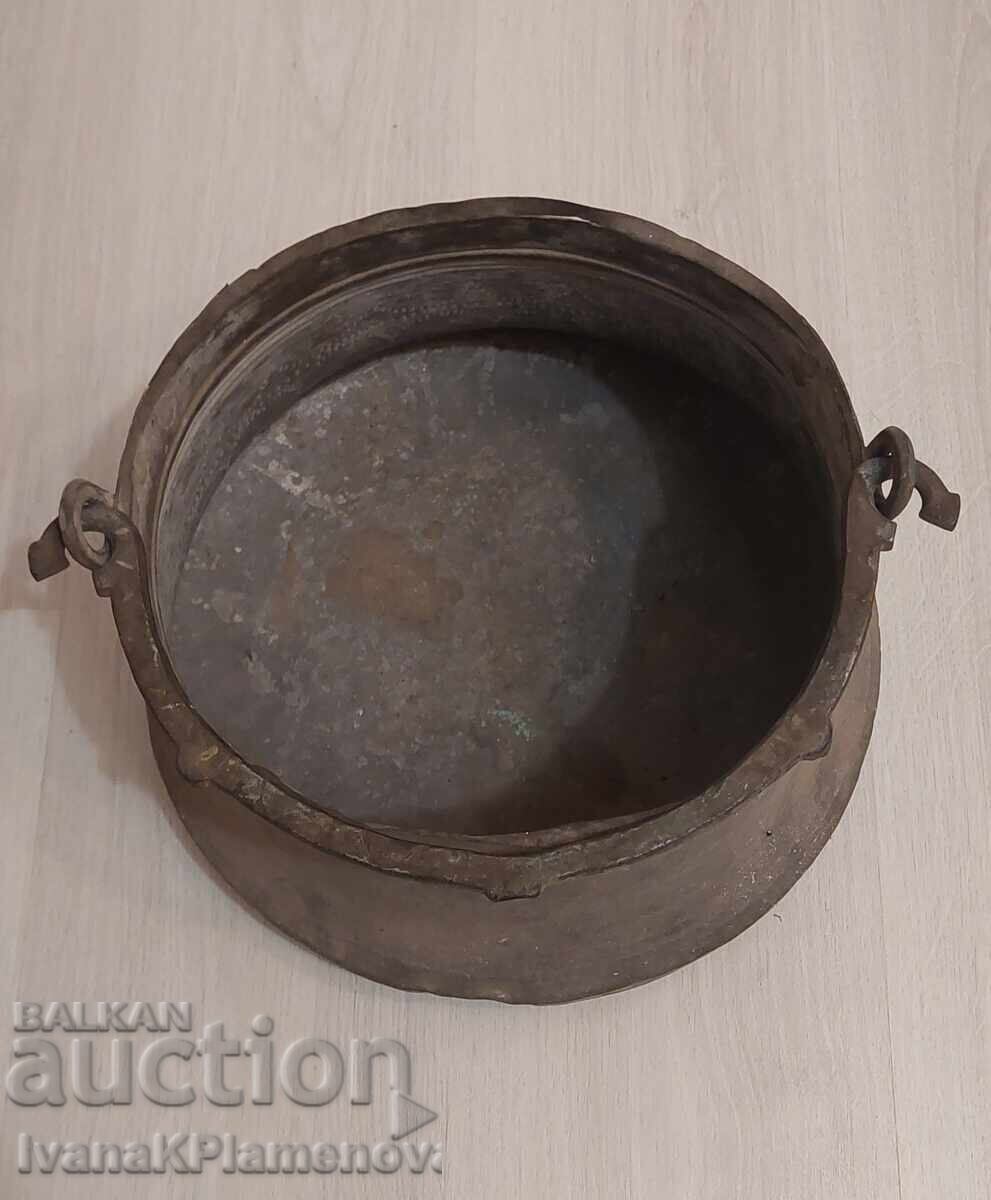 Cupru de epocă retro pentru colecționari cu preț 70.00 BGN | € 35.79