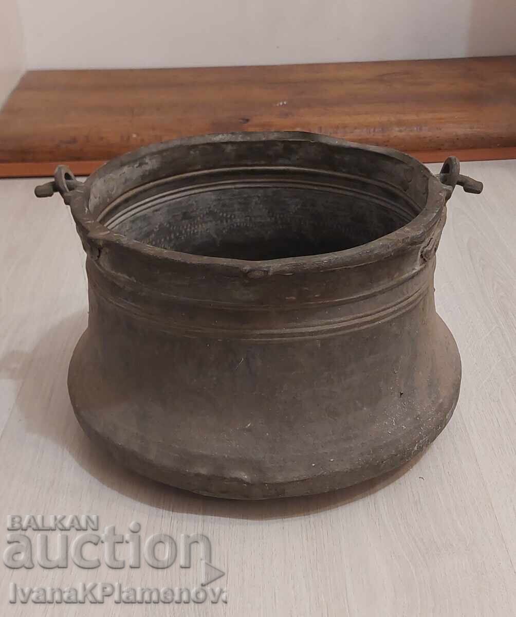 Cupru de epocă retro pentru colecționari