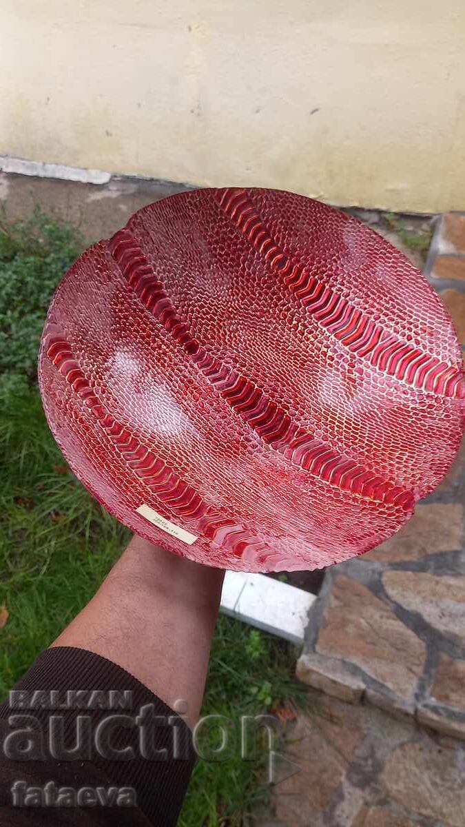 Two brand new souvenir plates with silver plating Two brand new souvenir plates with silver plating