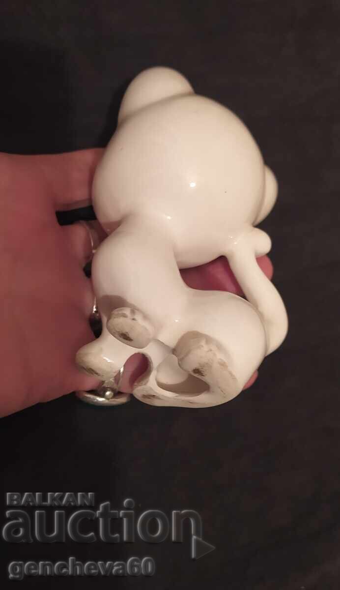 Доставка на Симпатично порцеланово коте