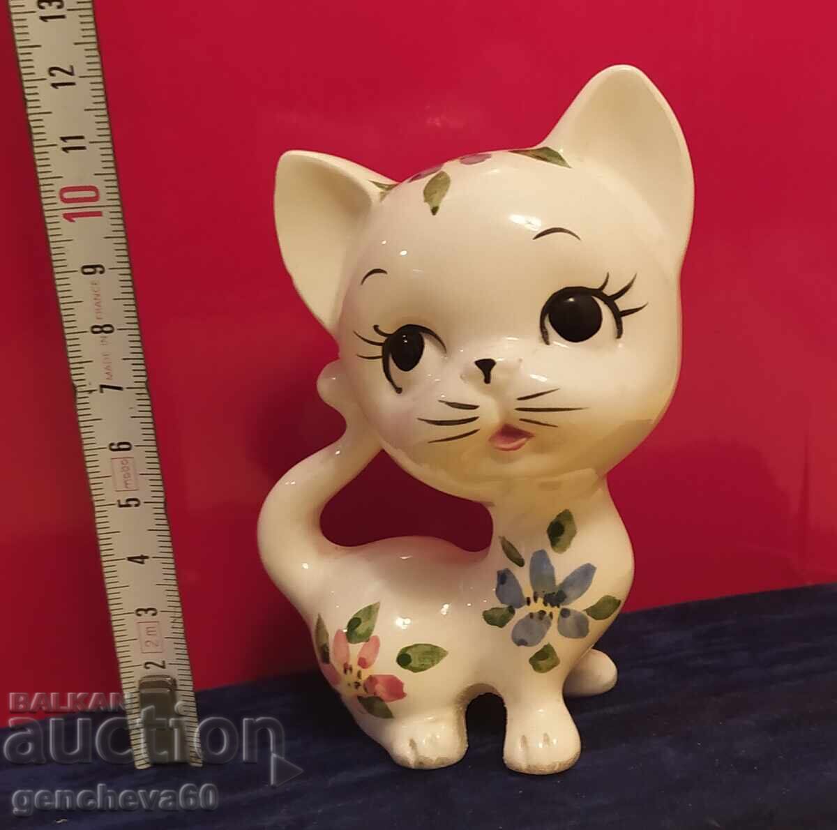 Симпатично порцеланово коте - 7
