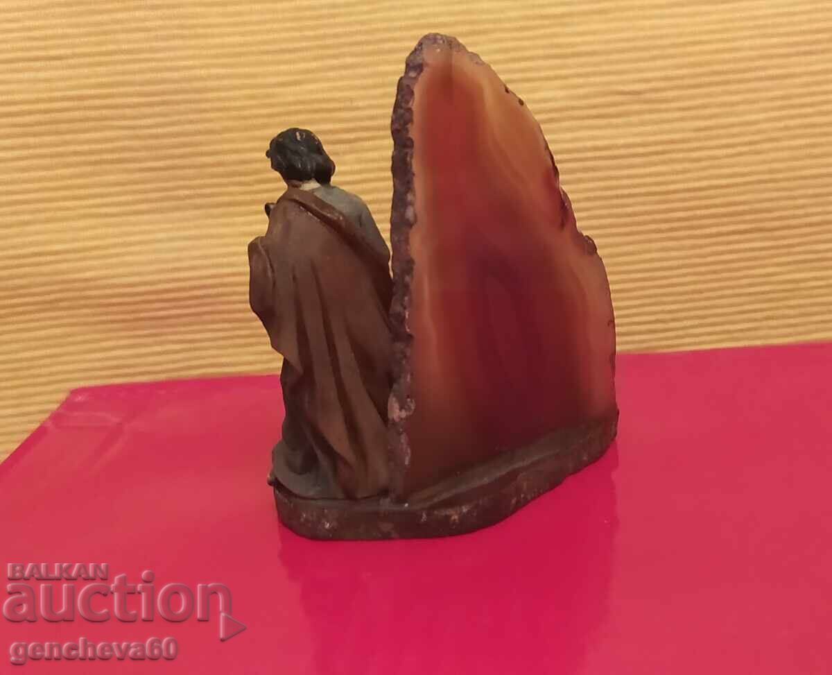 Рождество Христово с естествен ахат с цена 30.00 лв. | € 15.34 Рождество Христово с естествен ахат с цена 30.00 лв. | € 15.34