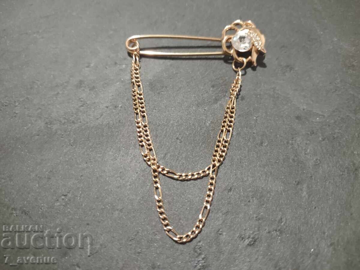 Κομψή και στυλάτη καρφίτσα για κυρίες 20.11.2025 με τιμή 29.00 BGN | € 14.83