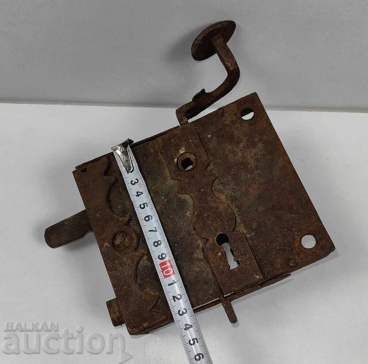 BIG VERY OLD DOOR LATCH FALLING BOLT WORKS NO KEY with price 75.00 BGN | € 38.35