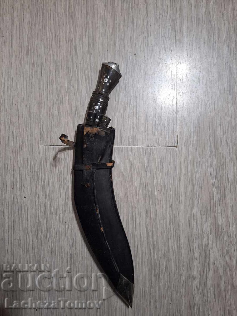 Cuțit Kukri Nepal, lamă, teacă, stare excelentă cu preț 26.00 BGN | € 13.29 Cuțit Kukri Nepal, lamă, teacă, stare excelentă cu preț 26.00 BGN | € 13.29