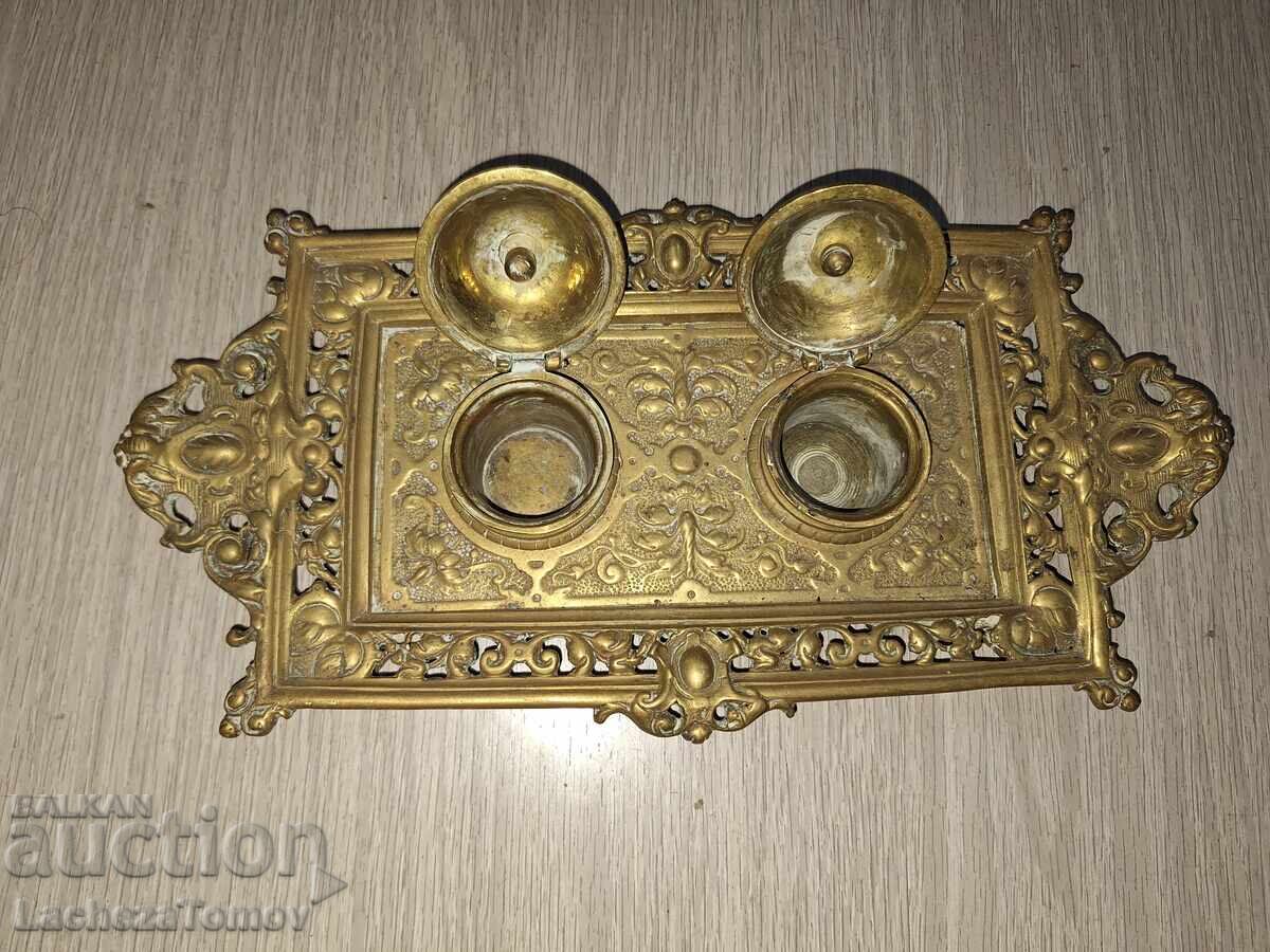 Beautiful inkwell bronze ornaments France excellent condition with price 67.00 BGN | € 34.26 Beautiful inkwell bronze ornaments France excellent condition with price 67.00 BGN | € 34.26