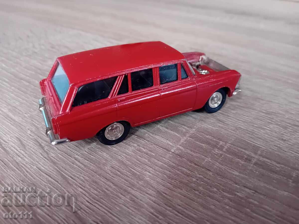 Delivery of OLD TOY MOSKVICH 426 - USSR
