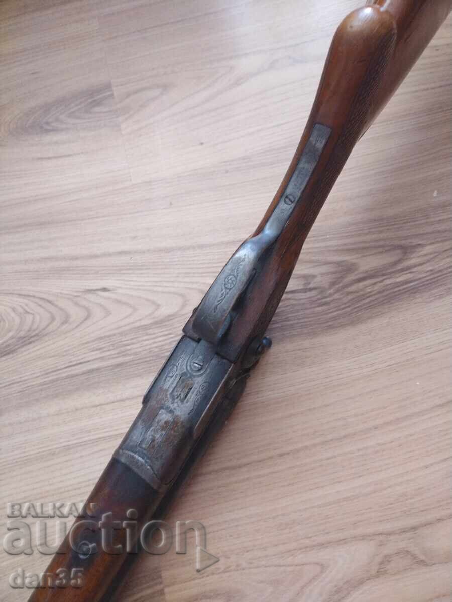 Delivery of OLD DOUBLE-BARRELED SHOTGUN 16 GAUGE
