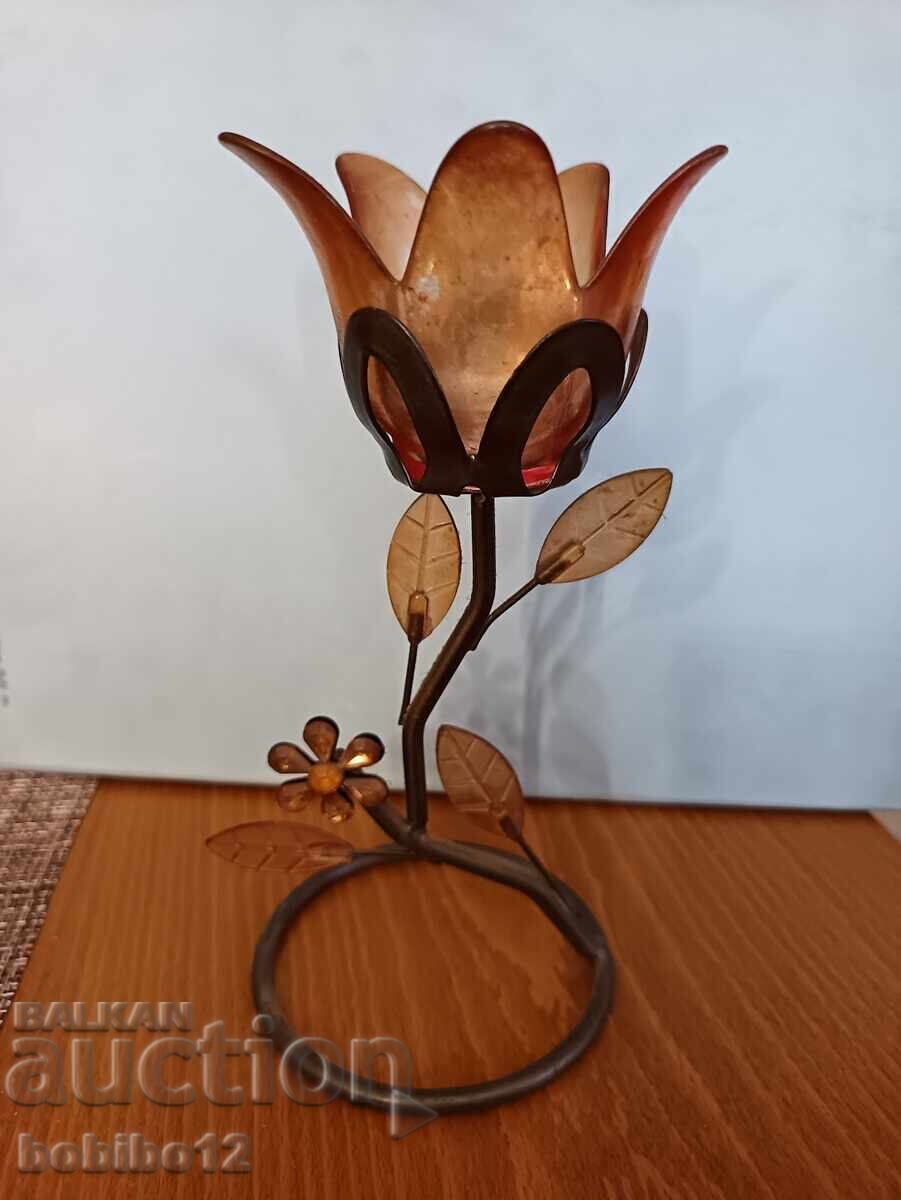 Sfeșnic cu decorațiuni Sfeșnic cu decorațiuni