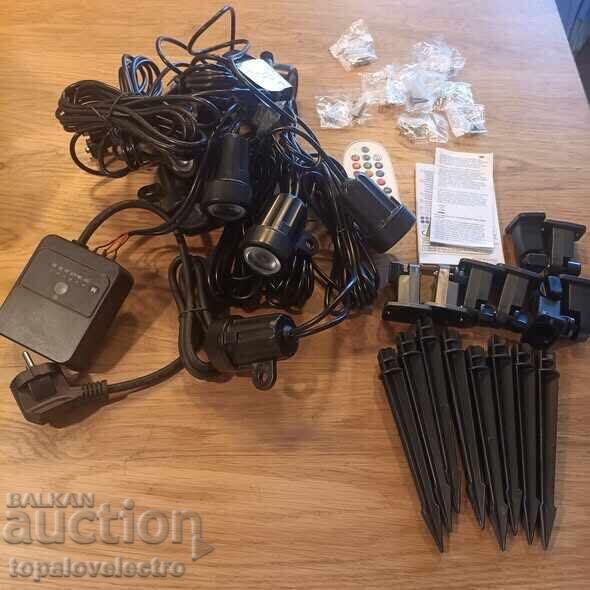 Δημοπρασία Σετ από 8 RGB προβολείς κήπου με τηλεχειριστήριο