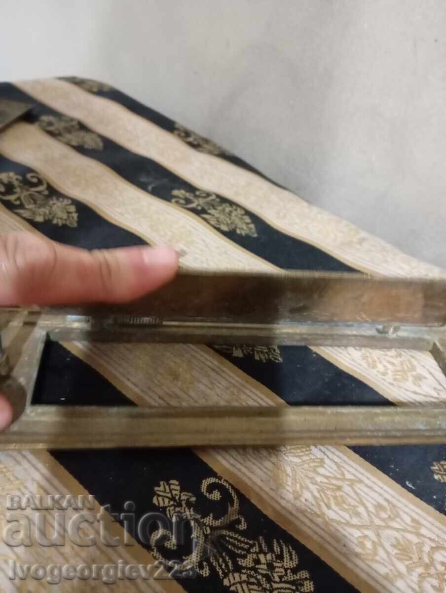 Livrarea Cutie poștală victoriană