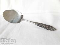 Paletă pentru servire