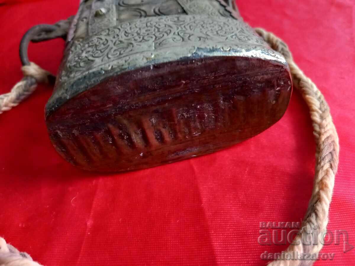 Παράδοση 19ος αιώνας Οθωμανικό Πυροδοχείο, Πυροδοχείο, Ασήμι, Κόκαλο, Χάλκινος