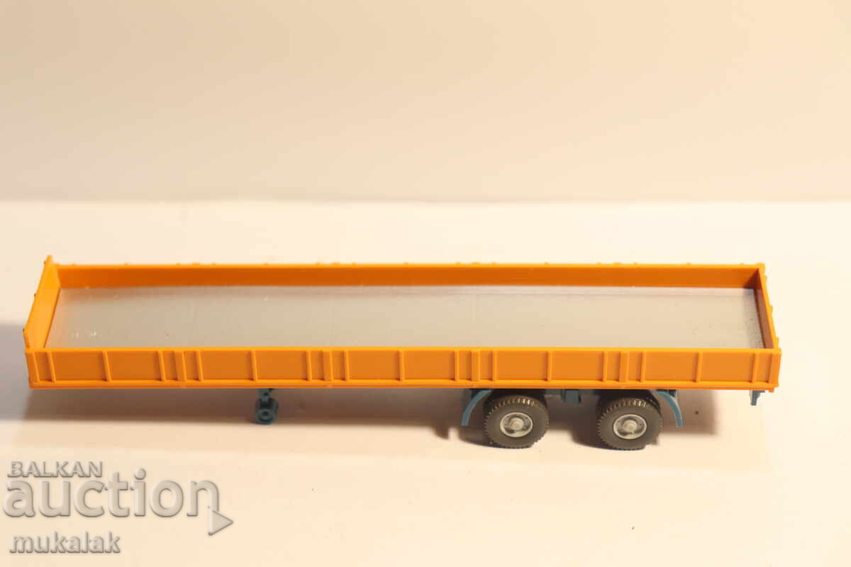 Wiking H0 1/87 Remarque Truck Model with price 5.00 BGN | € 2.56 Wiking H0 1/87 Remarque Truck Model with price 5.00 BGN | € 2.56