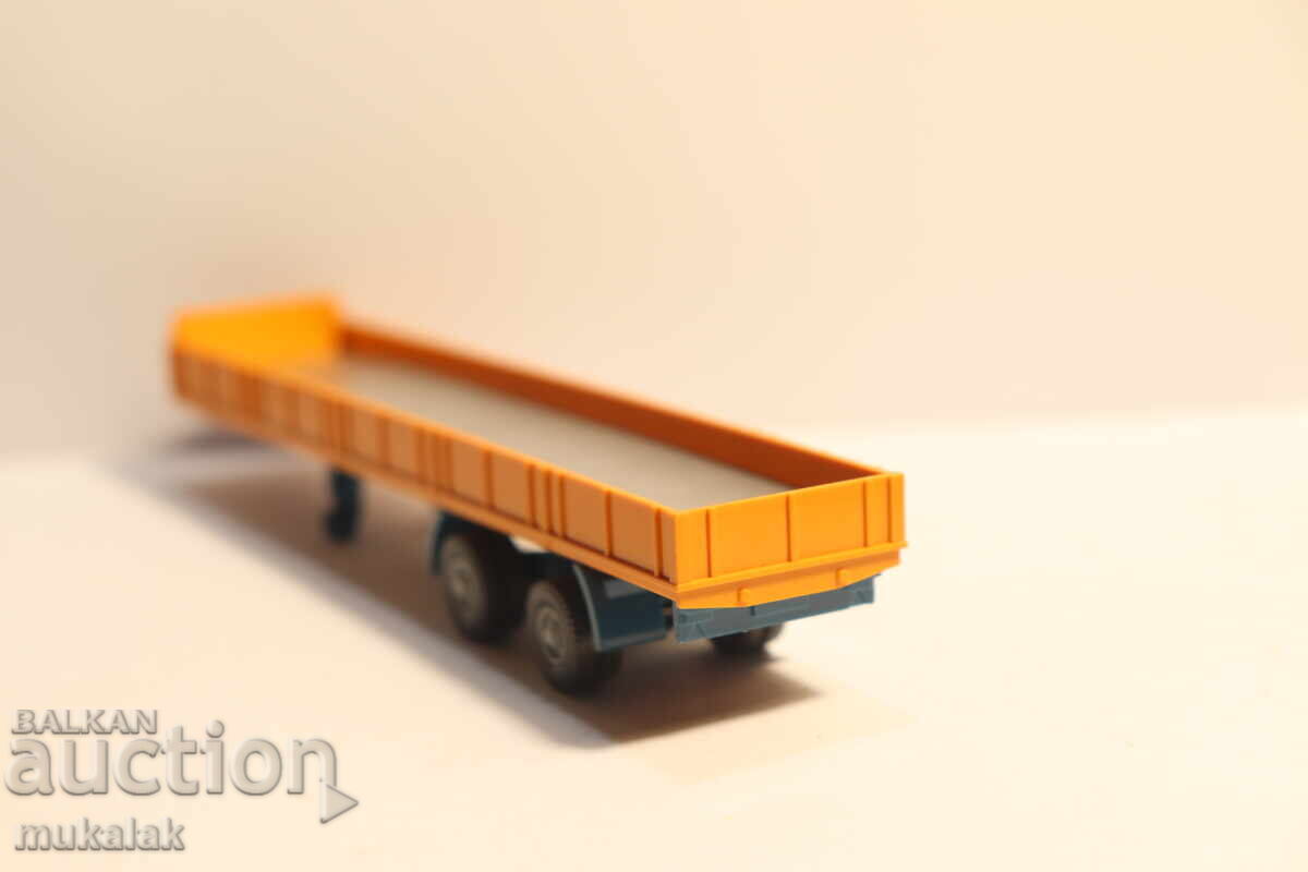 Wiking H0 1/87 Remarque Truck Model - 5 Wiking H0 1/87 Remarque Truck Model - 5