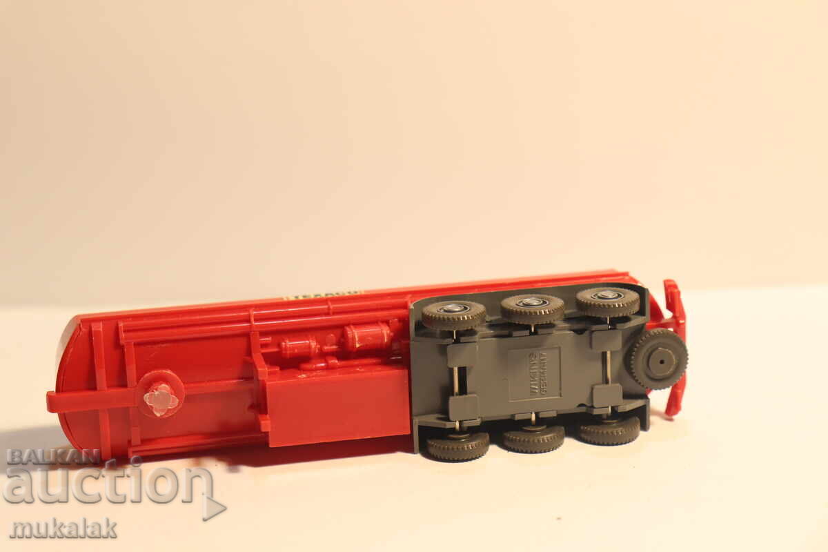 Wiking H0 1/87 TEXACO Tanker Trailer Truck Model - 6