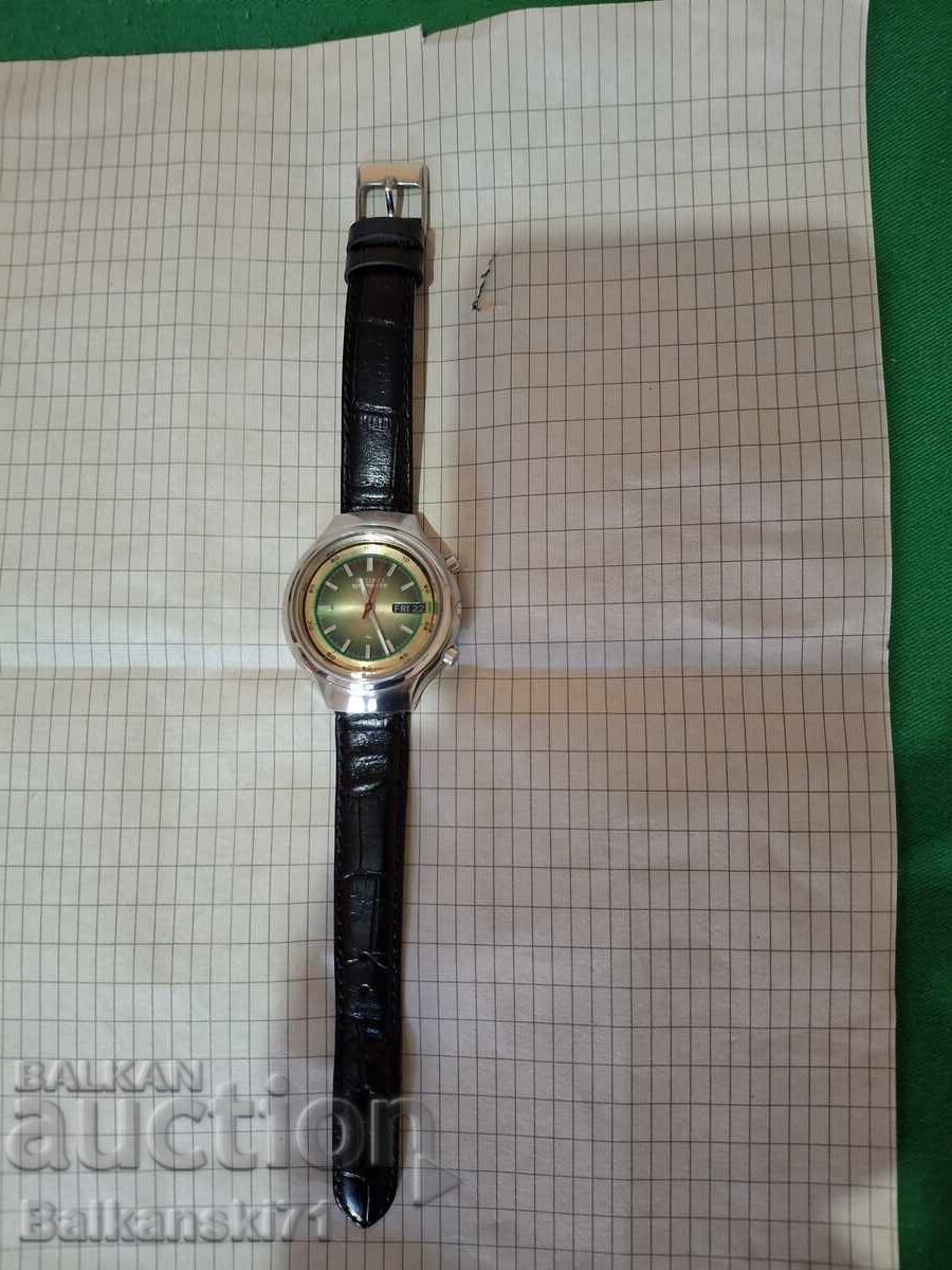 Seiko 5 Speedtimer 7015-8000