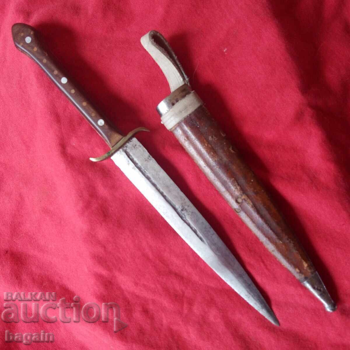 Cuțit de burlac Cuțit de burlac