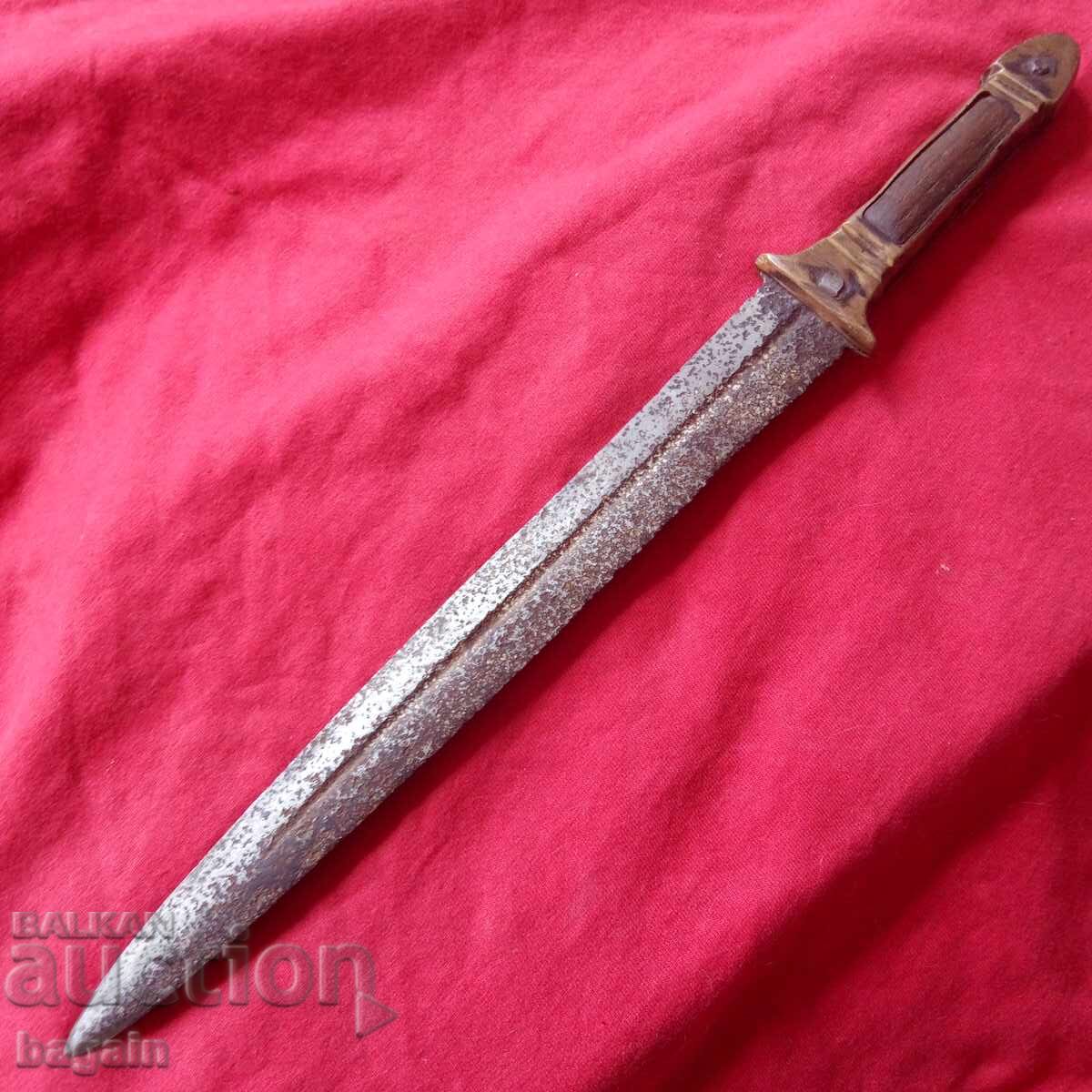 Large bachelor's room Large bachelor's room