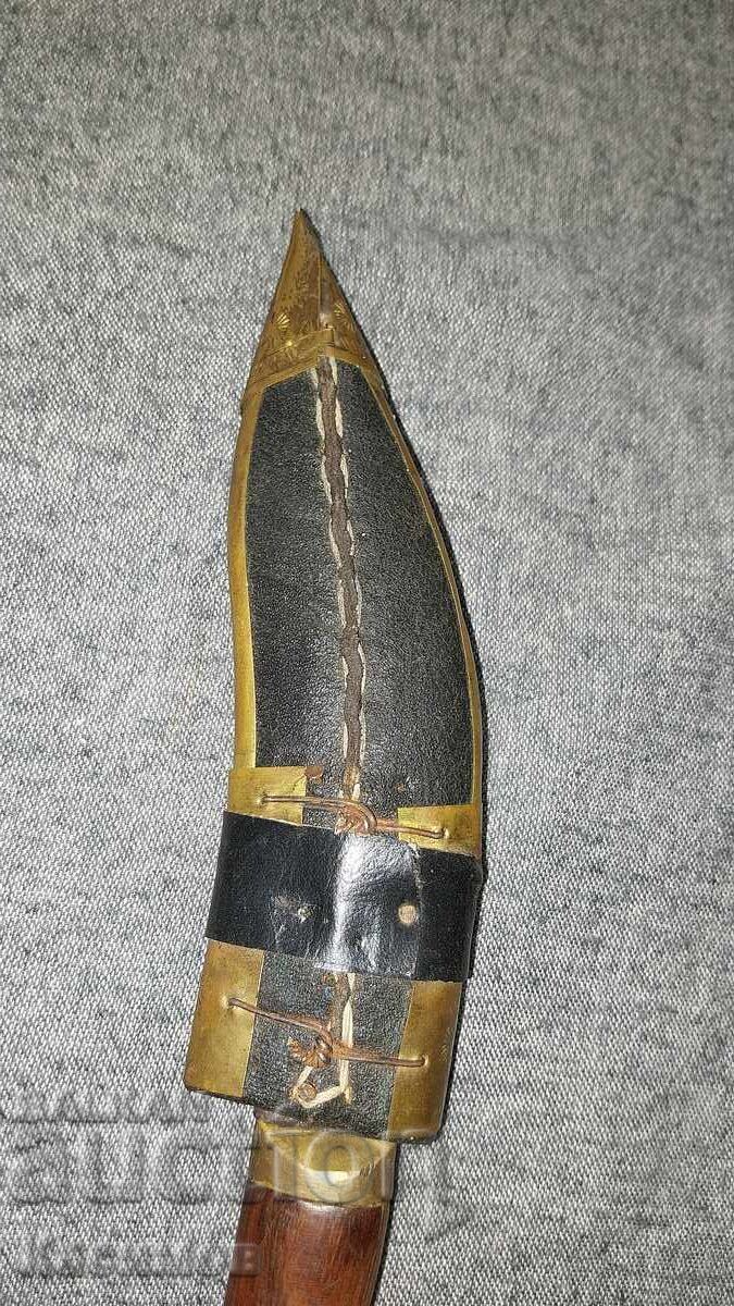 Доставка на Старо Антично Оргинално Арабско кукури бронзово ръчно израбо Доставка на Старо Антично Оргинално Арабско кукури бронзово ръчно израбо