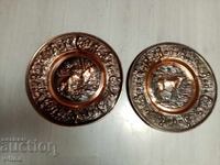 Pair of copper wall plates with hunting scenes: deer, roe deer