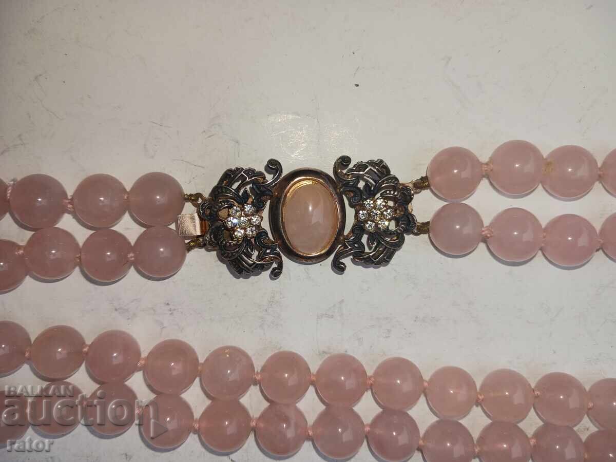 Παράδοση Όμορφο κολιέ - ροζ χαλαζίας, ασήμι, επιχρύσωση Παράδοση Όμορφο κολιέ - ροζ χαλαζίας, ασήμι, επιχρύσωση