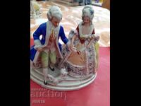 Figurină de porțelan veche, marcată