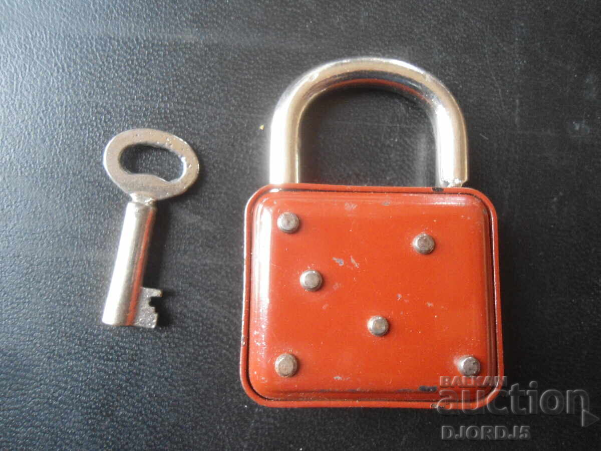 Livrarea Lacăt vechi, marcaj Livrarea Lacăt vechi, marcaj