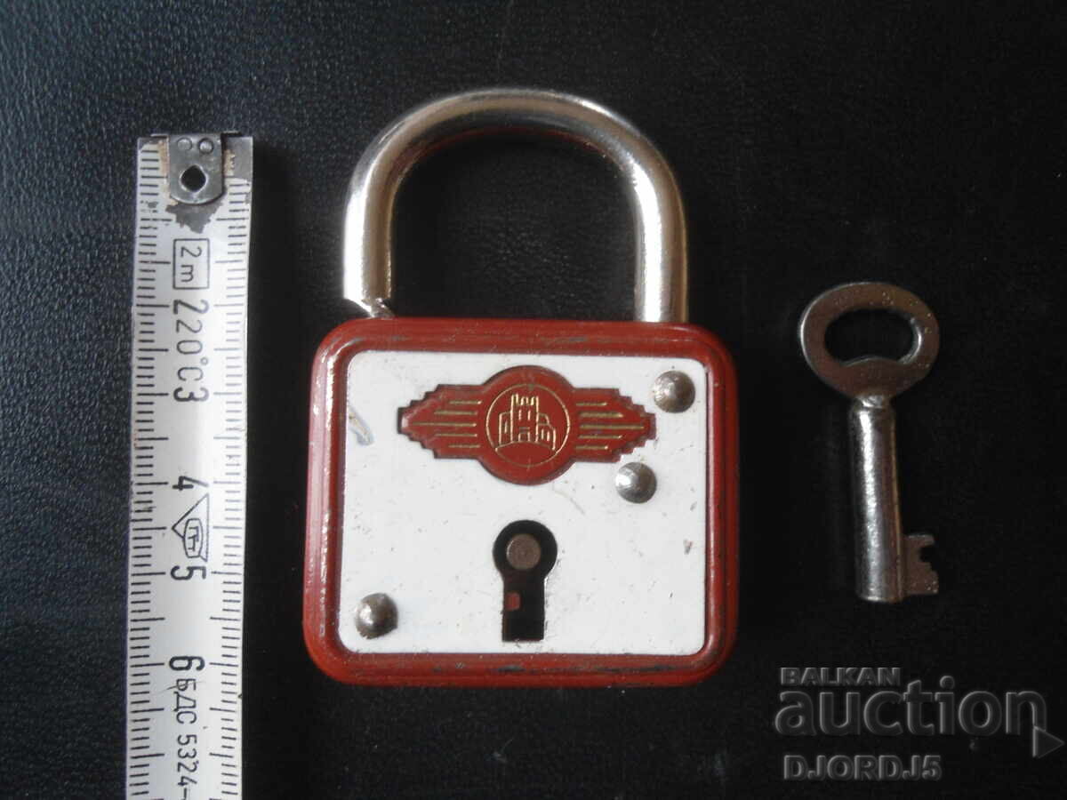 Lacăt vechi, marcaj - 5 Lacăt vechi, marcaj - 5