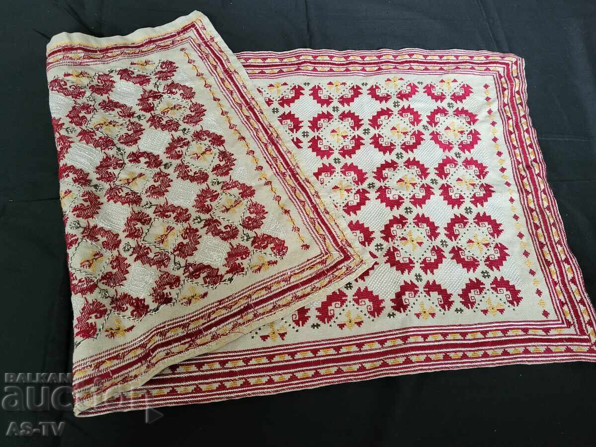 Embroidered square - 5