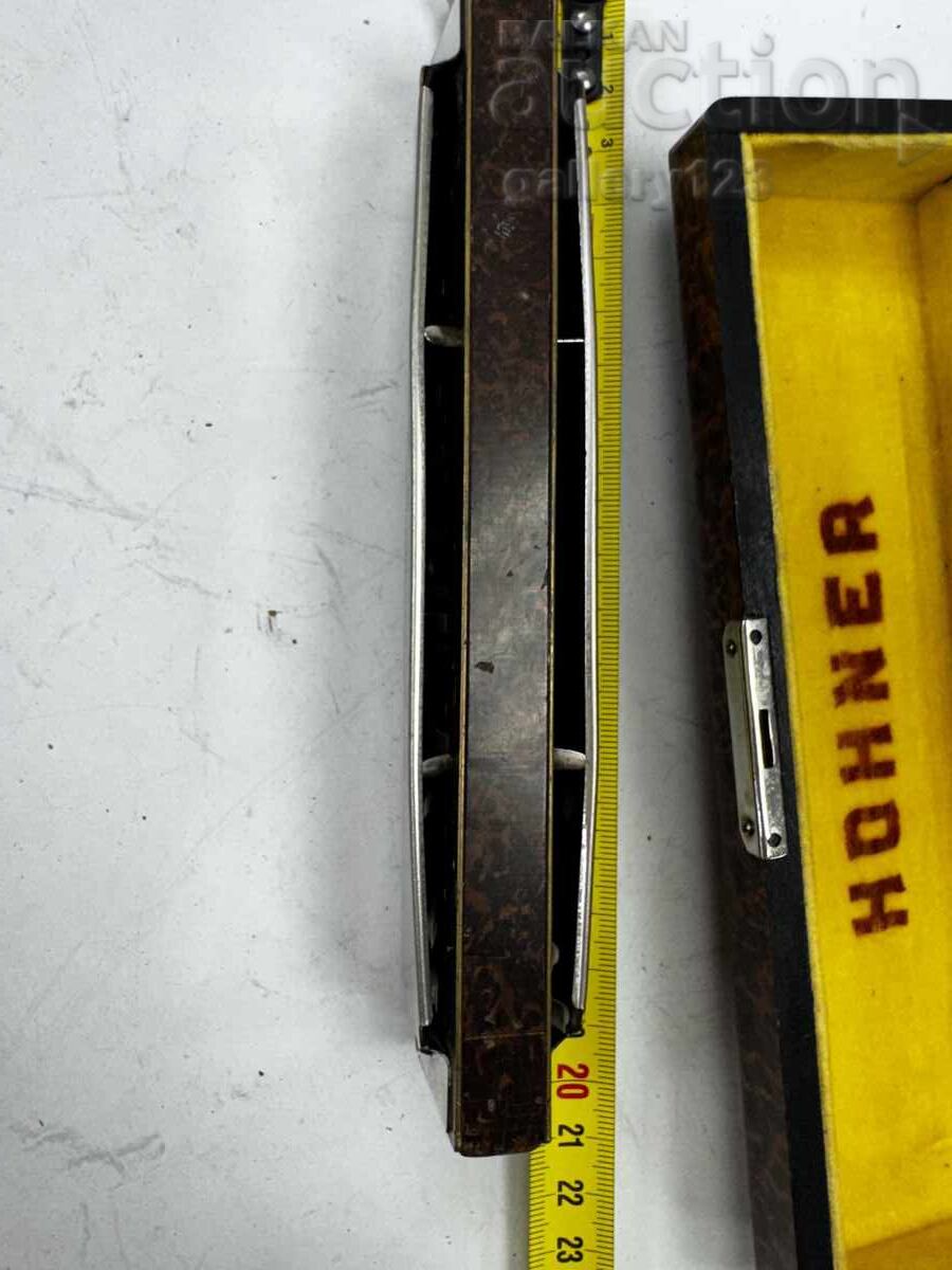 Δημοπρασία Σφυρίζουσα φυσαρμόνικα Δημοπρασία Σφυρίζουσα φυσαρμόνικα