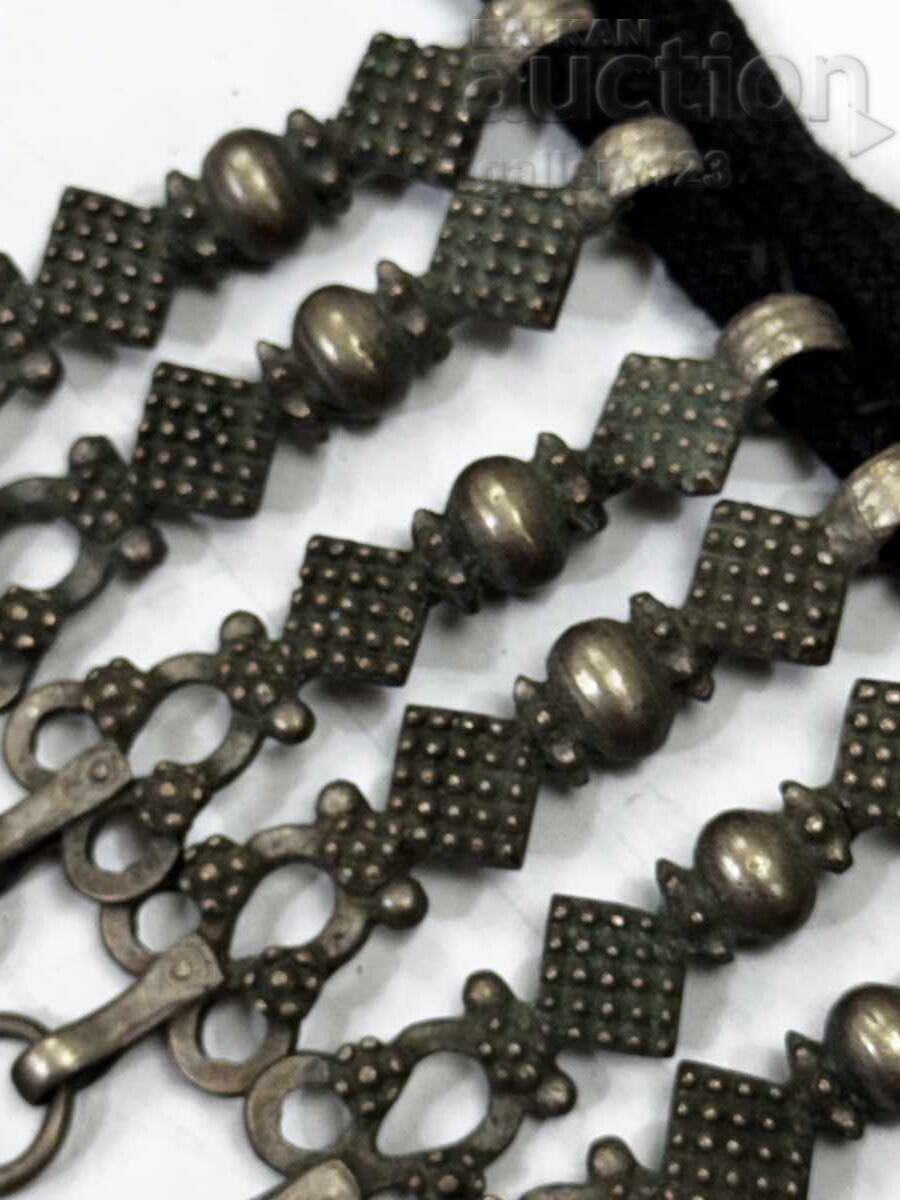 Auction Old jewelry lot Auction Old jewelry lot