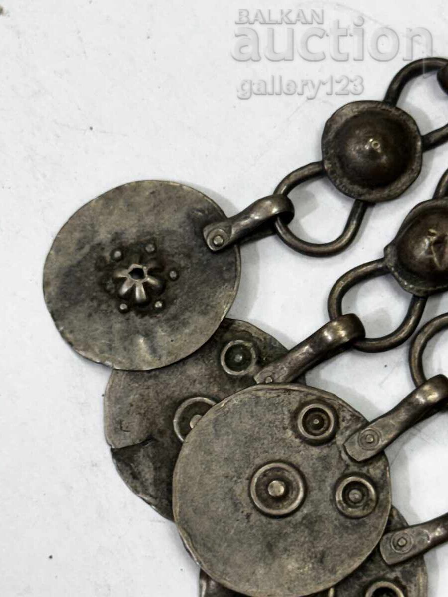 Delivery of Old jewelry lot Delivery of Old jewelry lot