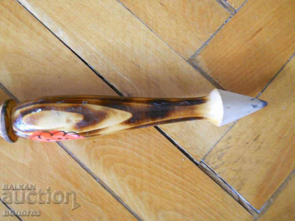 Un creion suvenir imens cu preț 15.00 BGN | € 7.67