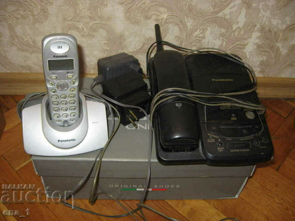 2 PANASONIC digital landline telephones - working - 6