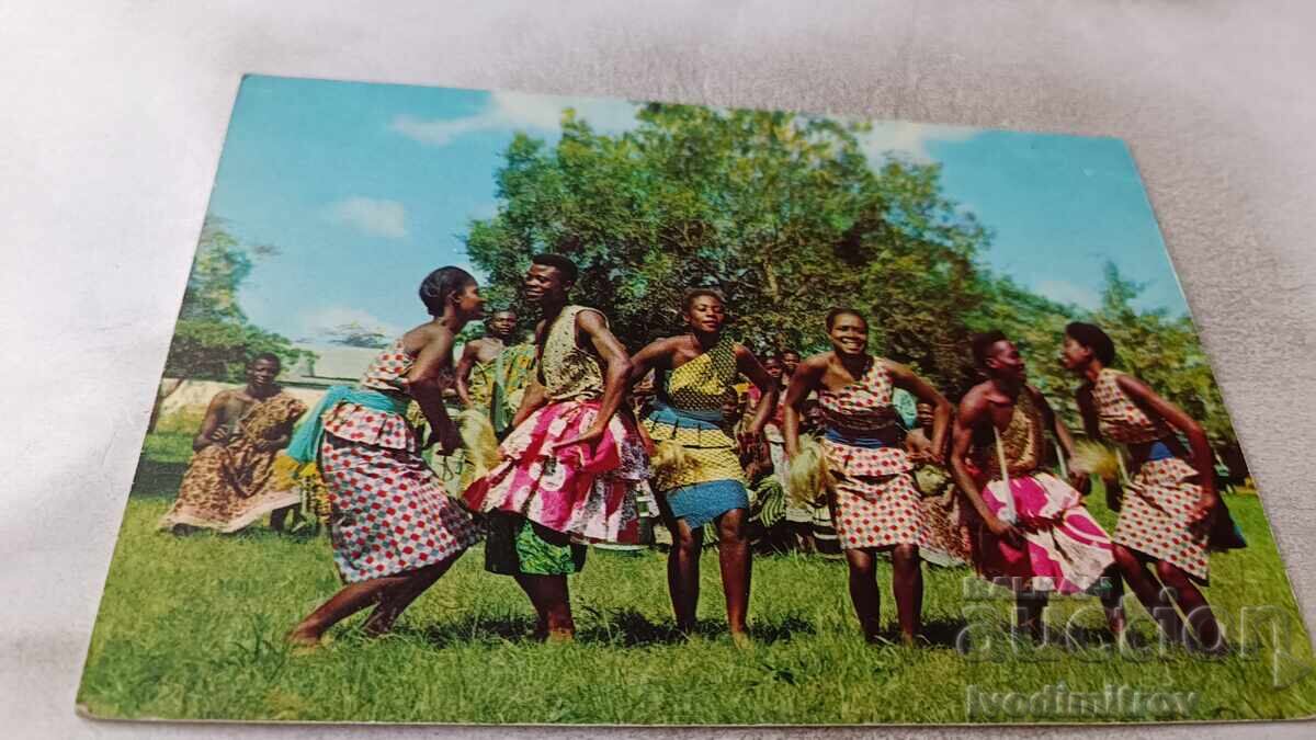 Пощенска картичка Africa Танцуващи мъже и жени Пощенска картичка Africa Танцуващи мъже и жени