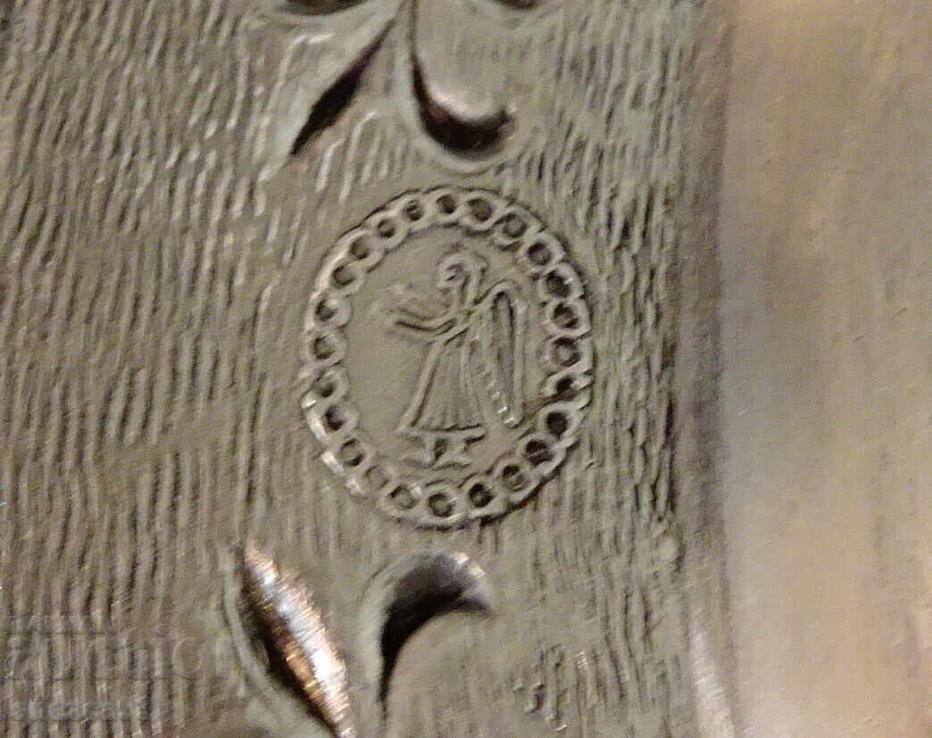 Доставка на Калаена чиния за стена с картина ловци,покер.