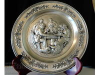 Farfurie de perete din cositor cu pictură vânători, poker