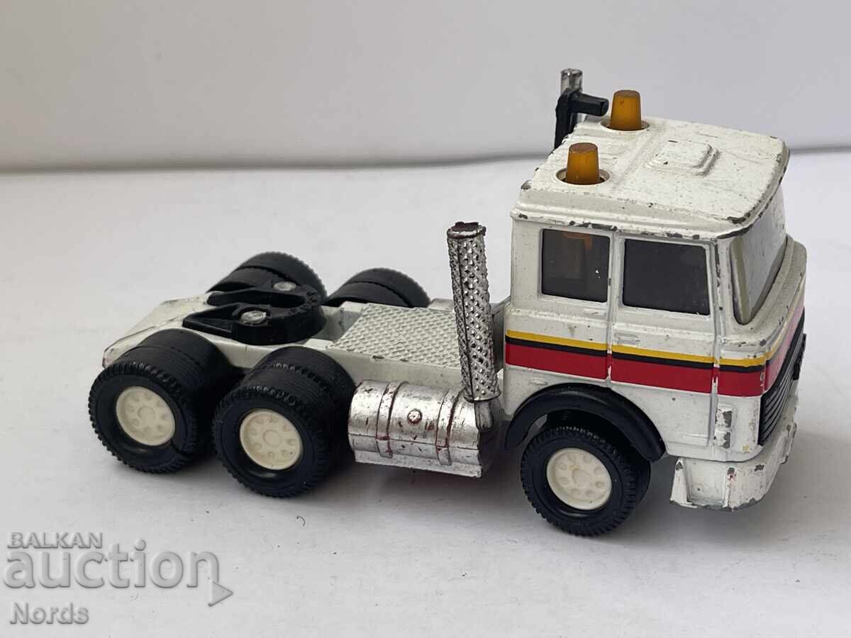 Auction MATCHBOX Truck Auction MATCHBOX Truck